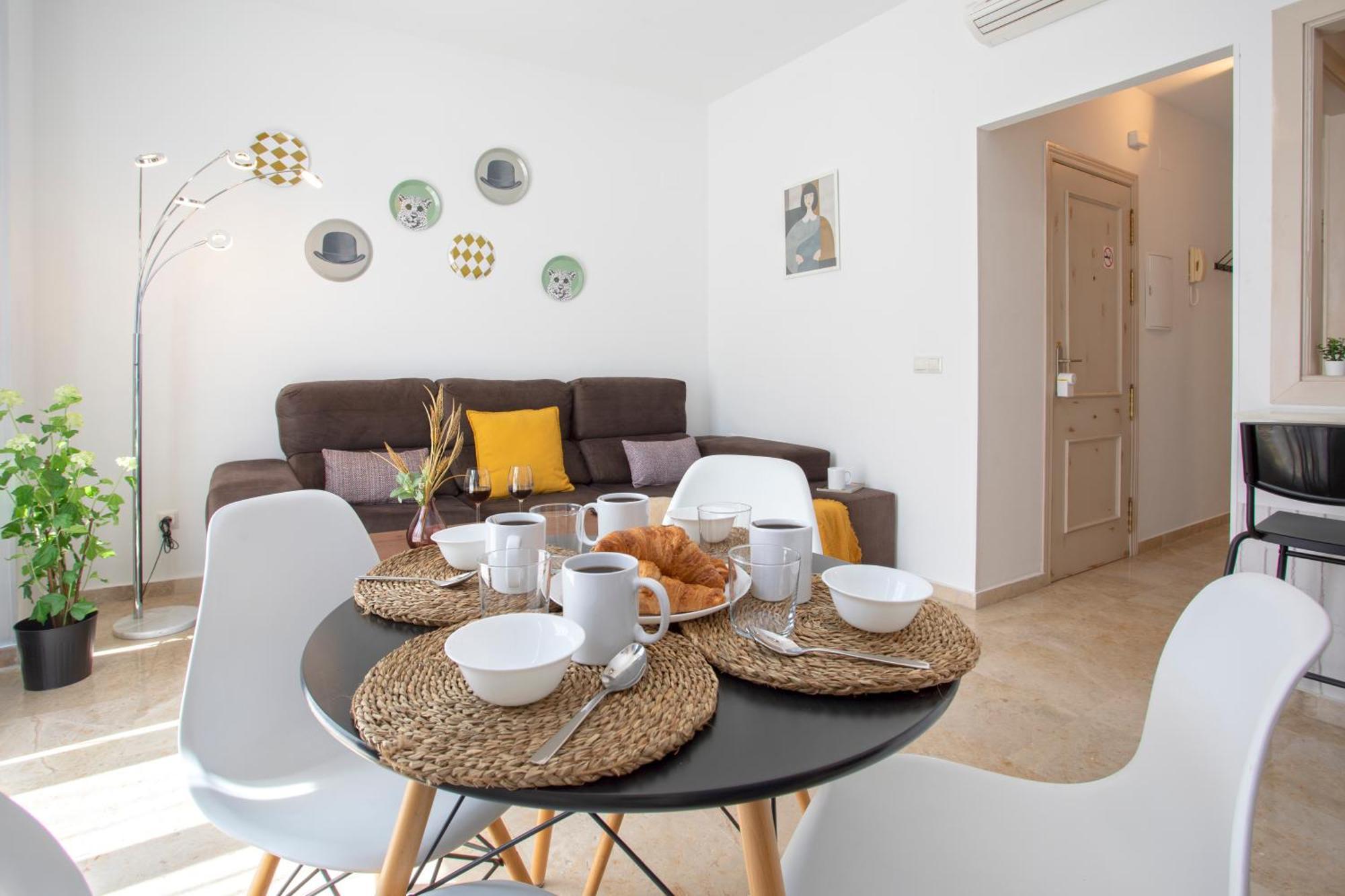 Precioso Apartamento En Pleno Centro By Rent Me Málaga Eksteriør billede